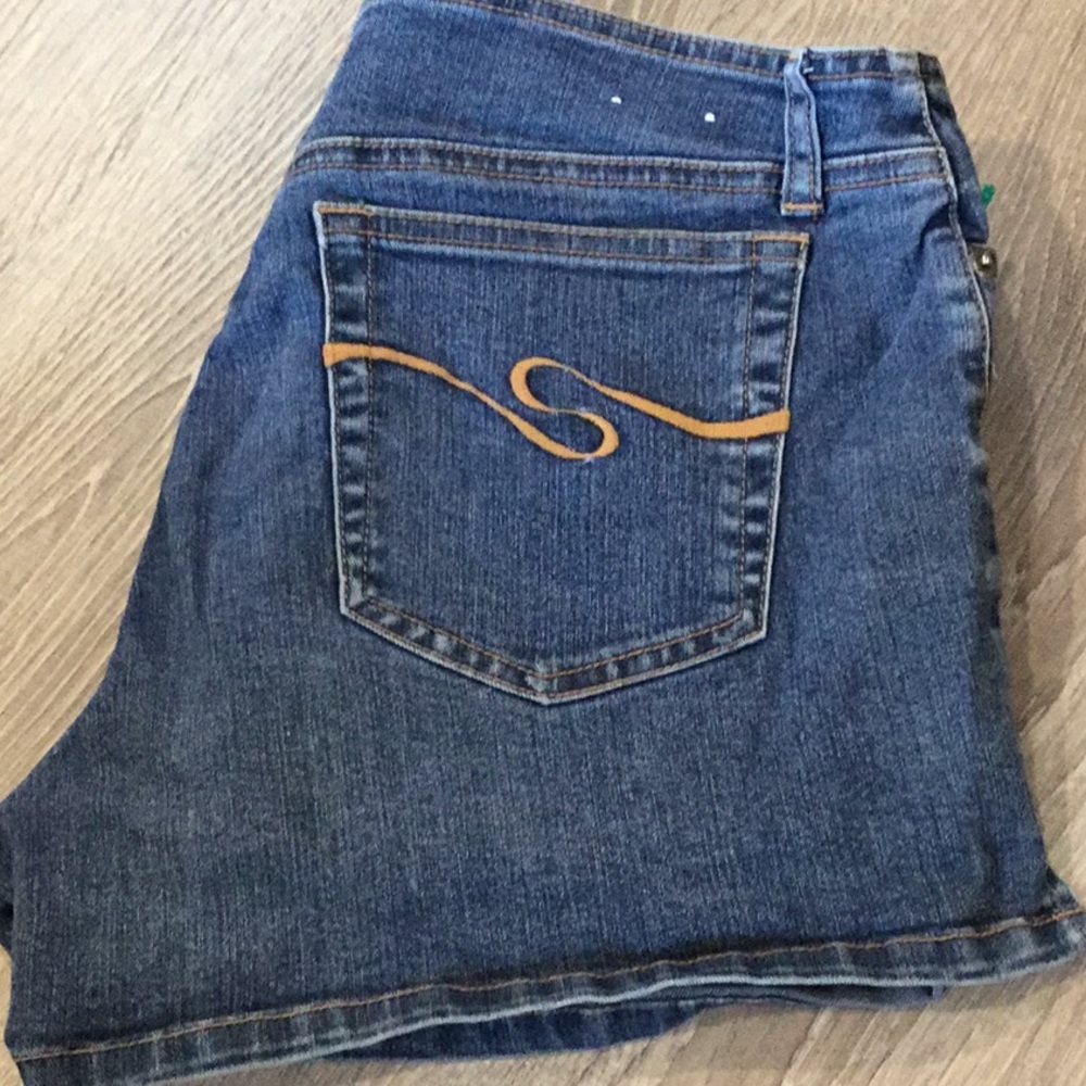 Aéropostale…Denim Short Shorts…⭐️